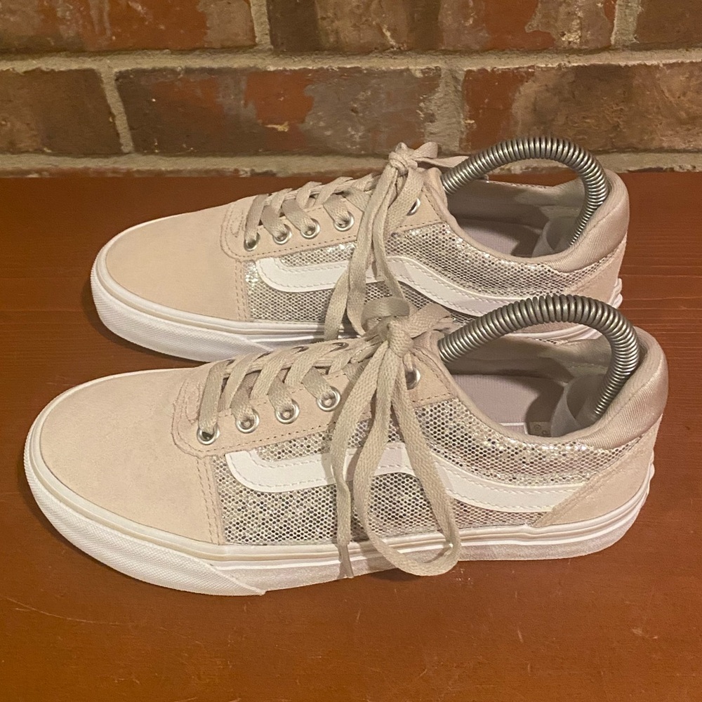 Women's VANS - Picture 2 of 8